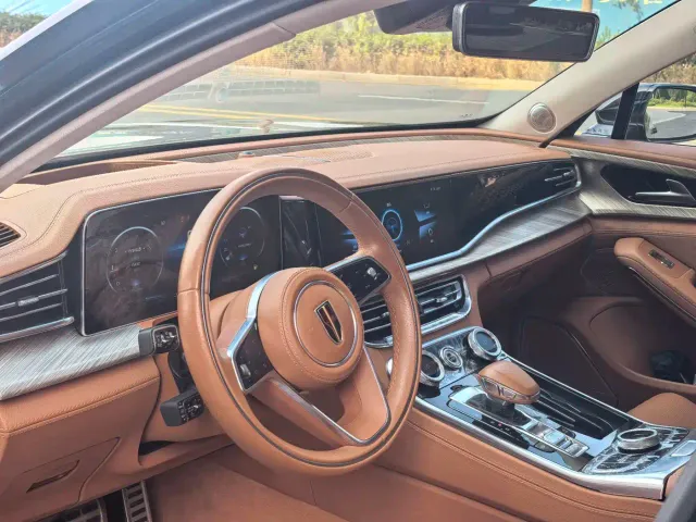 Hongqi Hongqi H9 2020 2.0T Smart Connection Qi Chang Edition — Фото автомобиля 5