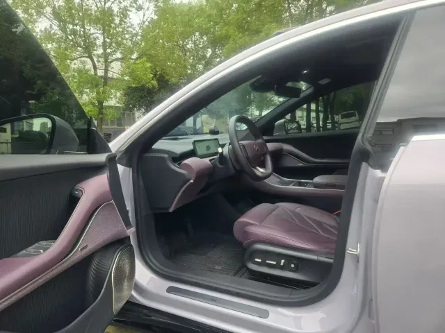 Nio ET5 Touring — Фото автомобиля 3