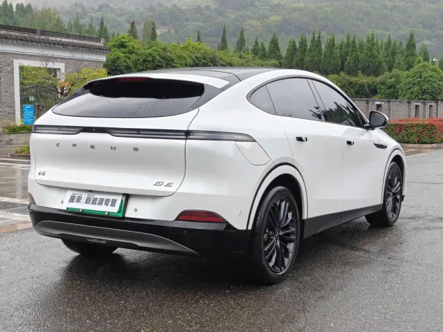 Xpeng G6 — Фото автомобиля 5