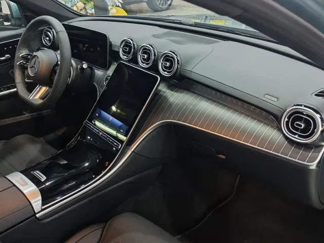 Mercedes-Benz C-Class — Фото автомобиля 15