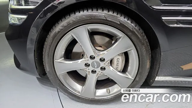 Genesis G80 Бензин 3.5 турбо AWD — Фото автомобиля 5