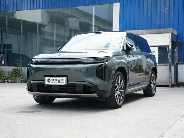 Фотография автомобиля — GAC Trumpchi Xiangwang S7