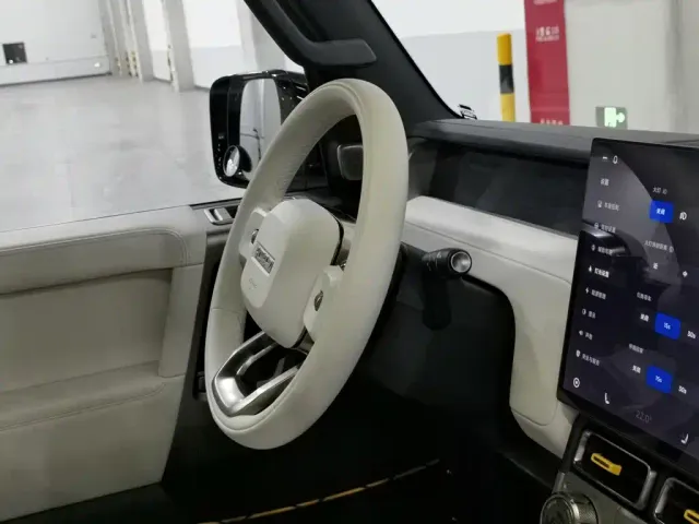 iCAR V23 — Фото автомобиля 22