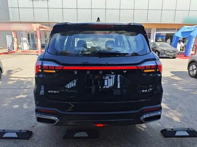 Geely Haoyue L — Фото автомобиля 5