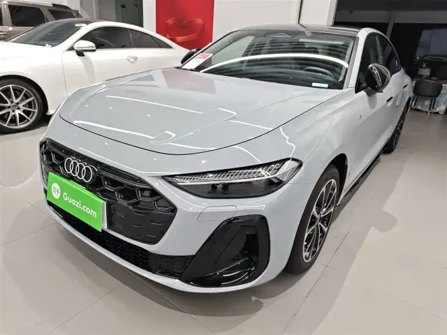 Фотография автомобиля — Audi A5L