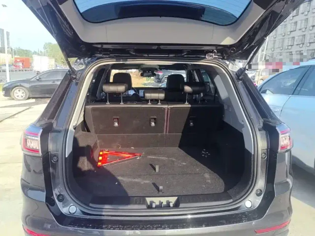 Chery Tiggo 8 PLUS — Фото автомобиля 18