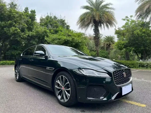 Jaguar XFL — Фото автомобиля 3