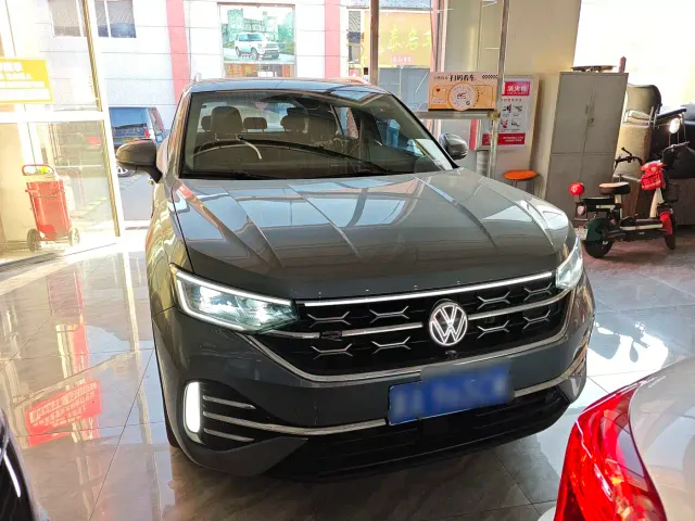 Volkswagen Tayron — Фото автомобиля 2