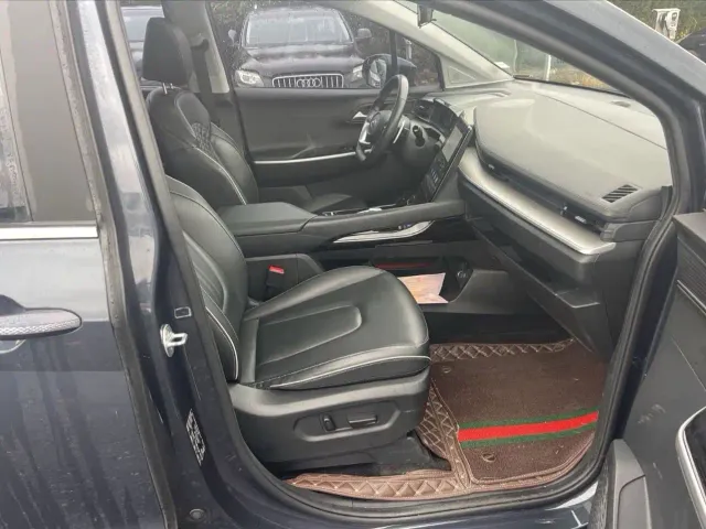 Hyundai Custo — Фото автомобиля 9