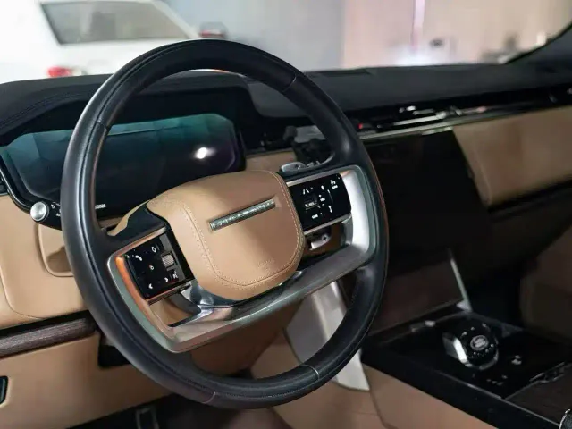 Land Rover Range Rover — Фото автомобиля 4