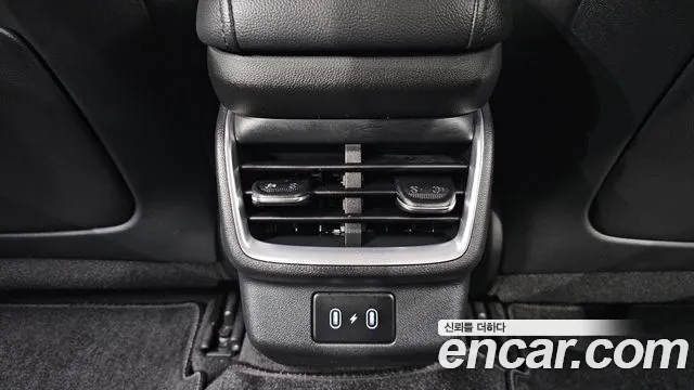 Hyundai Grandeur GN7 — Фото автомобиля 27