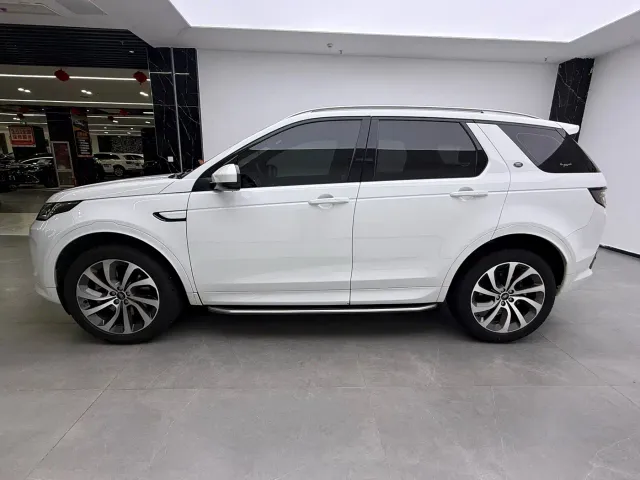 Land Rover Discovery Sport — Фото автомобиля 10