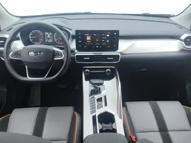 Geely Binyue — Фото автомобиля 12