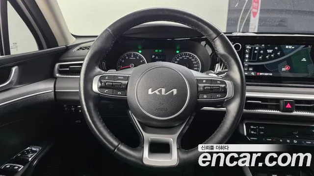 Kia K5 — Фото автомобиля 20