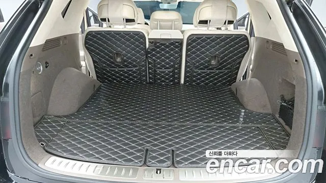 Genesis GV80 — Фото автомобиля 12
