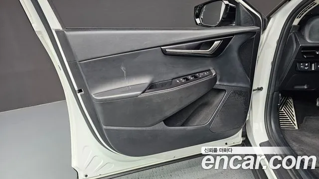 Kia EV6 EV6 (New) — Фото автомобиля 24