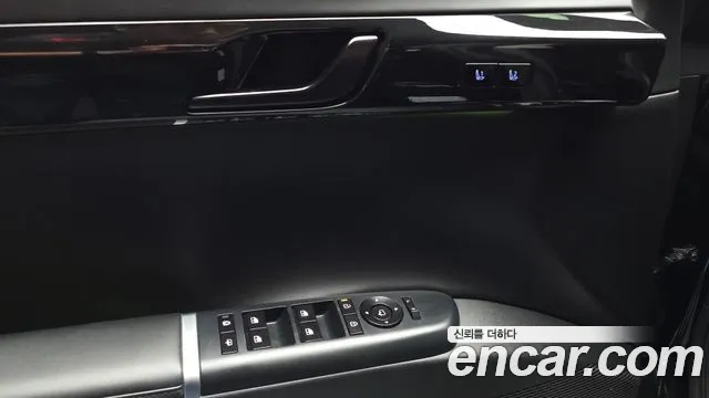 Hyundai Grandeur GN7 — Фото автомобиля 30