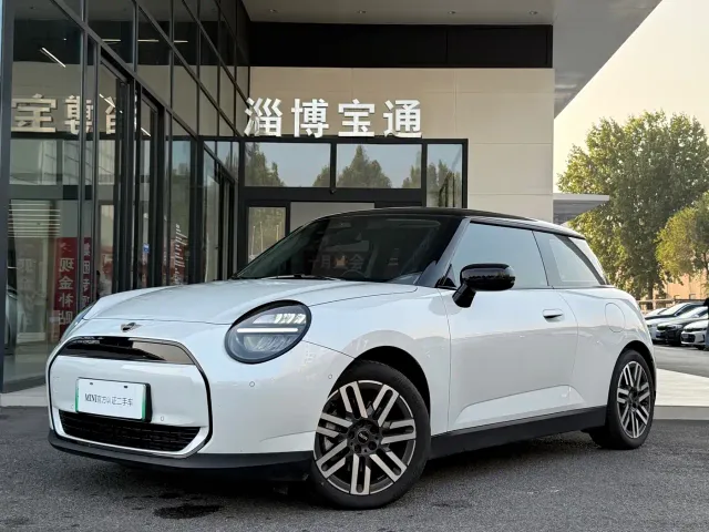Фотография автомобиля — MINI New Energy (Imported)
