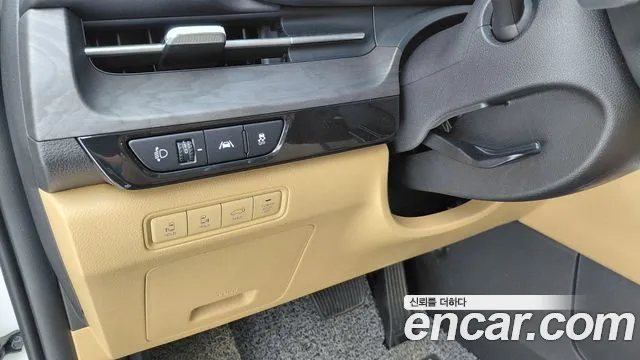 Kia Carnival Generation 4 — Фото автомобиля 19