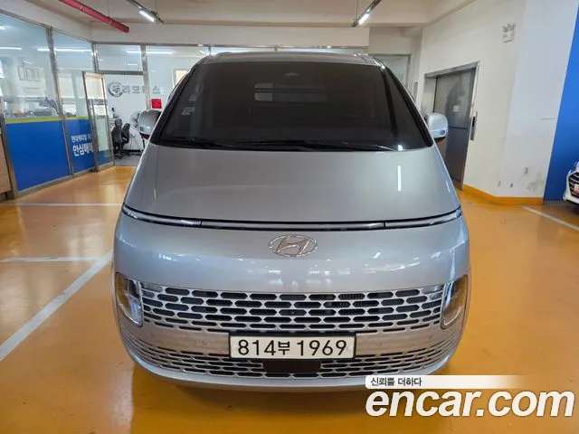 Hyundai Staria — Фото автомобиля 2