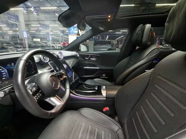 Mercedes-Benz C-Class — Фото автомобиля 5