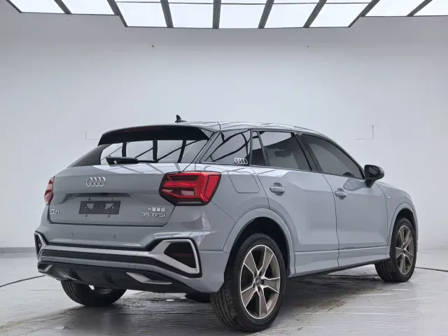 Audi Q2L — Фото автомобиля 4
