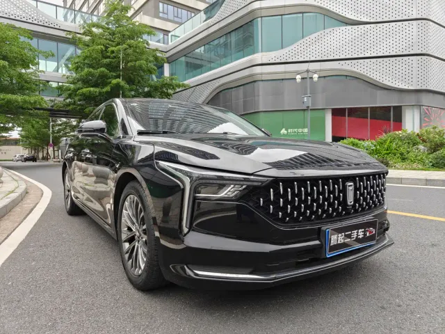 Bestune B70 — Фото автомобиля 3