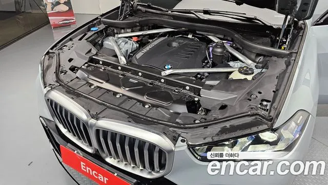 BMW X5 xDrive 40i M Sport — Фото автомобиля 5