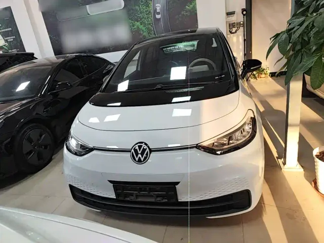 Volkswagen ID.3 — Фото автомобиля 2