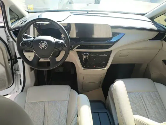 Buick GL8 — Фото автомобиля 9