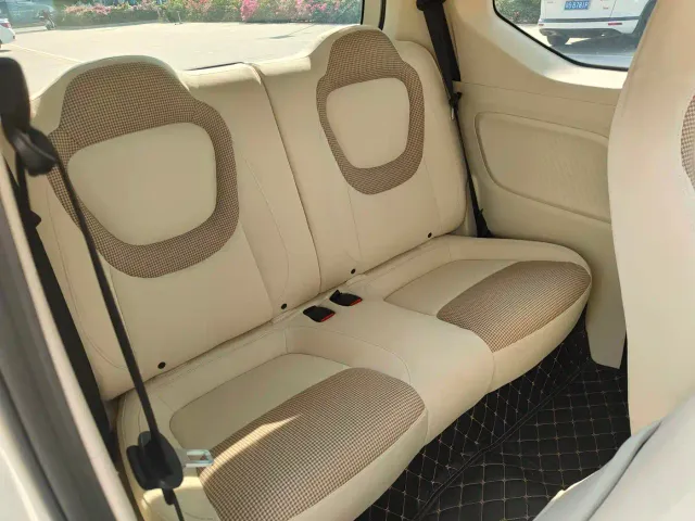 Wuling Hongguang Mini EV — Фото автомобиля 6