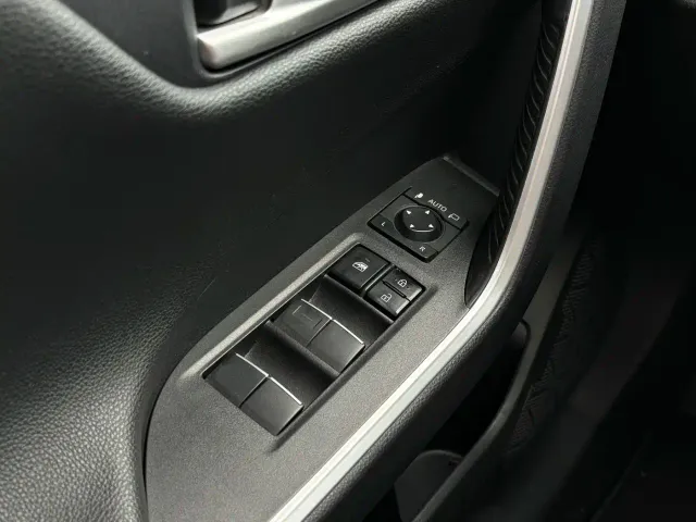Toyota Wildlander — Фото автомобиля 17