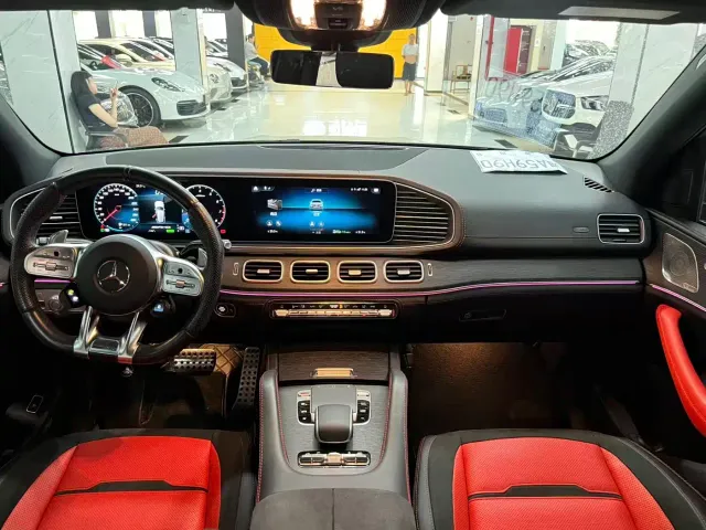 Mercedes-Benz GLE-Class AMG — Фото автомобиля 6