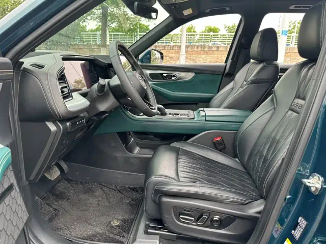GAC Trumpchi Trumpchi GS8 2022 Pilot Series 2.0TGDI 2WD Premium Edition (7-Seater) — Фото автомобиля 5