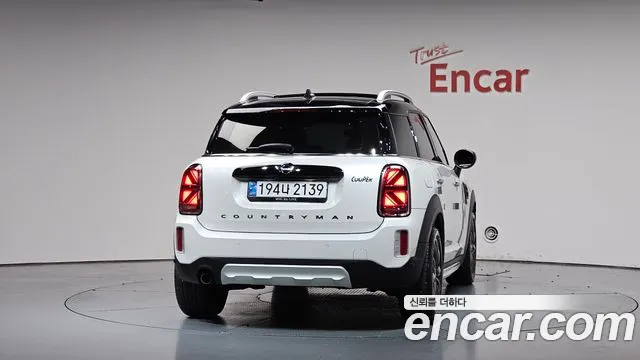 Mini Countryman — Фото автомобиля 3
