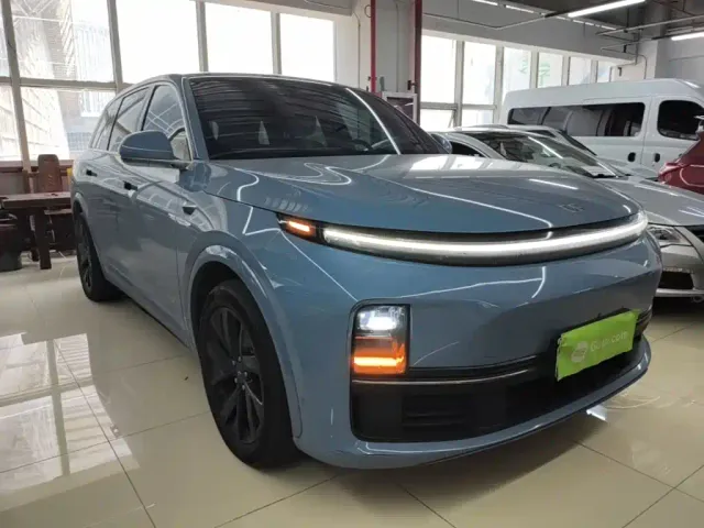 Li Auto L7 — Фото автомобиля 3