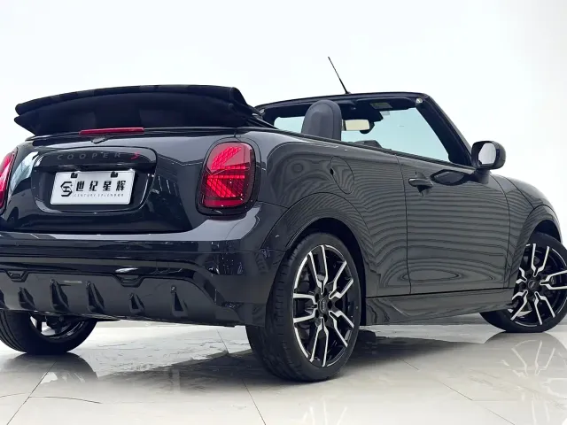 MINI Hatch — Фото автомобиля 10