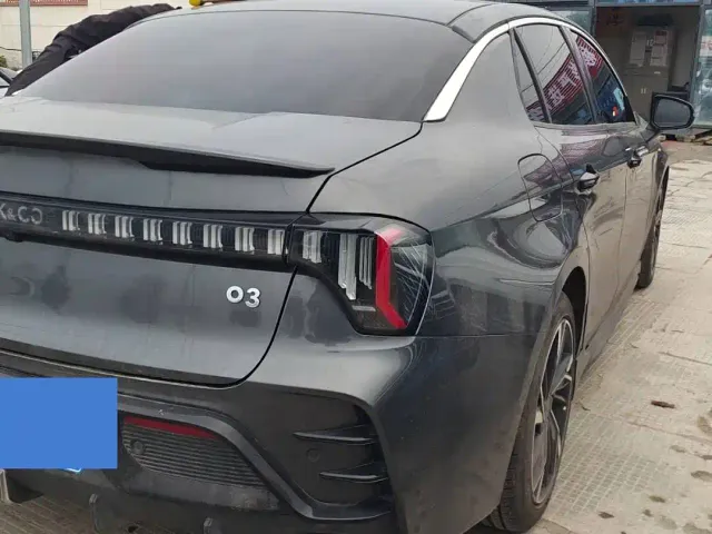 Lynk & Co 03 — Фото автомобиля 7