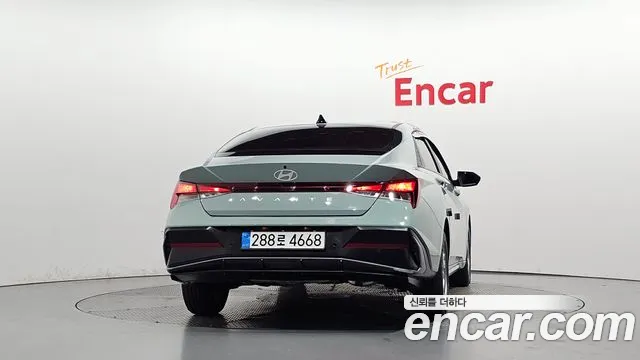Hyundai Avante — Фото автомобиля 4