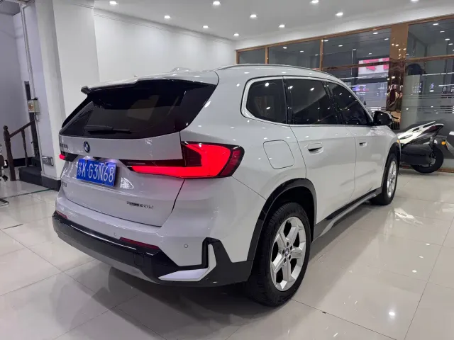 BMW X1 — Фото автомобиля 4