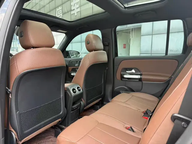 Mercedes-Benz GLB-Class — Фото автомобиля 8
