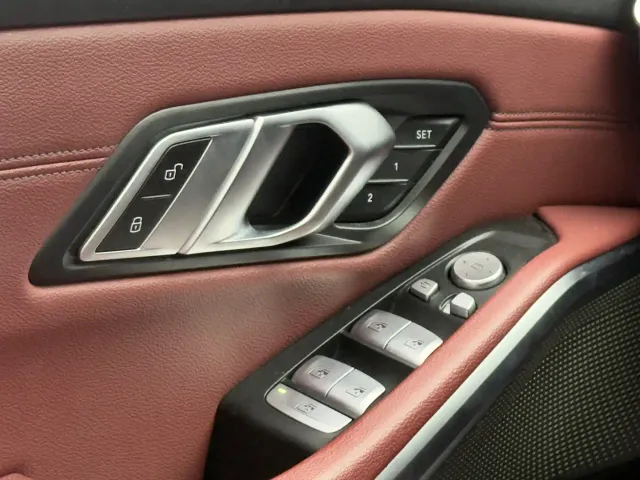 BMW 3 Series — Фото автомобиля 15
