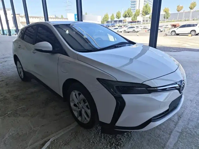 Buick Velite 6 — Фото автомобиля 3