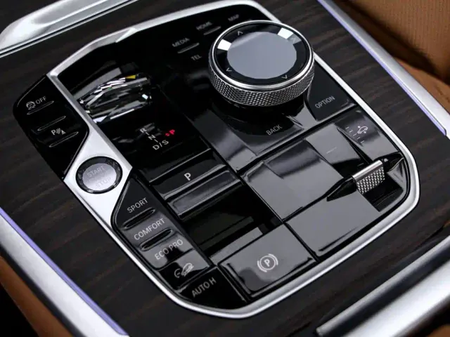 BMW X7 — Фото автомобиля 10