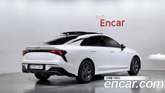 Kia K5 Новый K5 3 поколение 2.0 LPi(Для проката) — Фото автомобиля 2