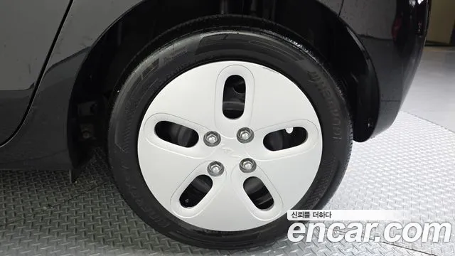 Kia RAY Новый Kia Ray Фургон — Фото автомобиля 20
