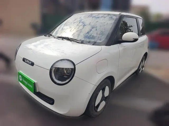 Фотография автомобиля — Changan Lumin