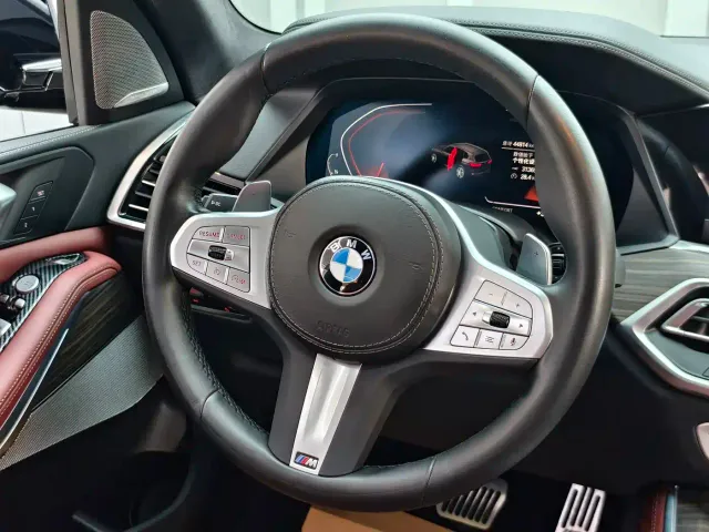 BMW X5 — Фото автомобиля 10