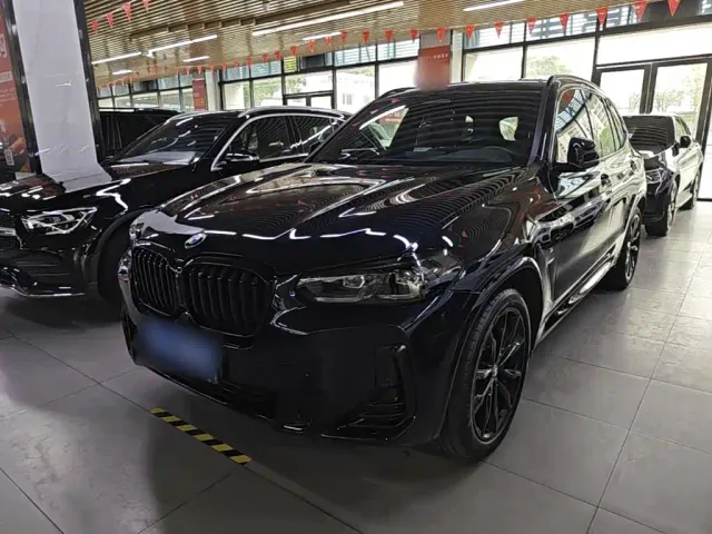 Фотография автомобиля — BMW X3