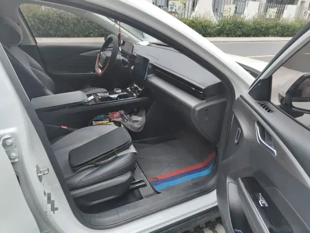 Wuling Starlight — Фото автомобиля 19